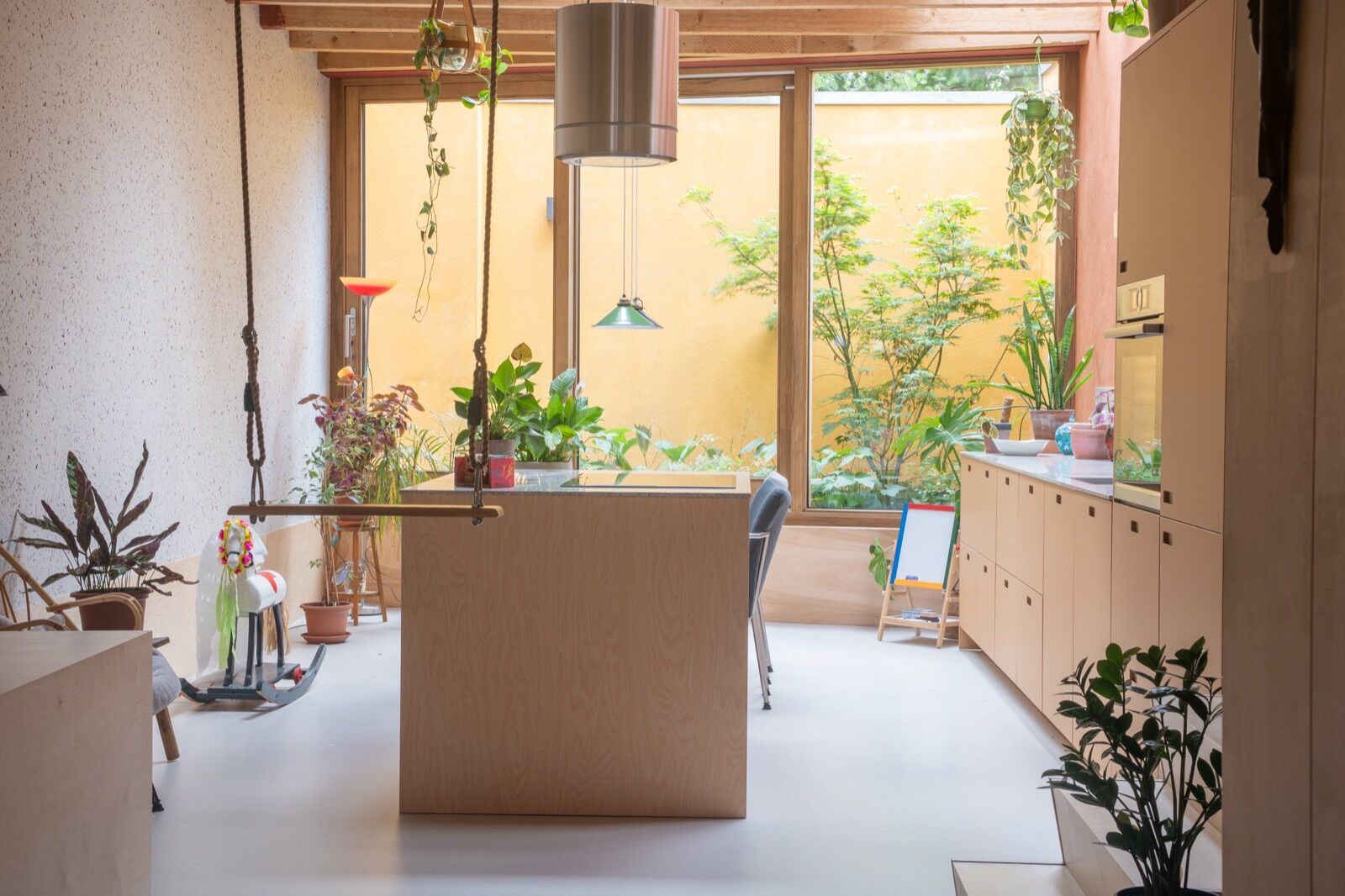 DANKA HONEY OWN kitchen fronts by BABOON